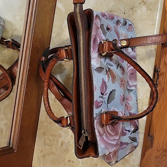 Patricia Nash | Crackled Rose Garden Purse - Picture 7 of 16